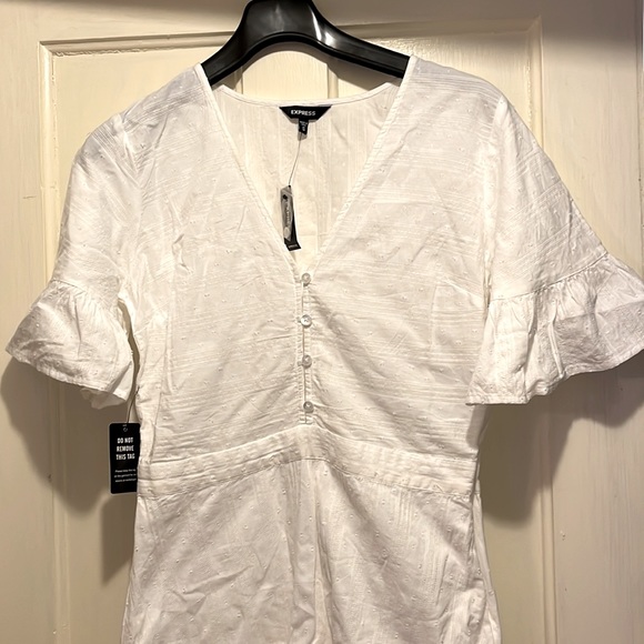 Express dress - Picture 1 of 5